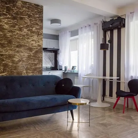 Charming In The Heart Of The Near The Botanical Garden *